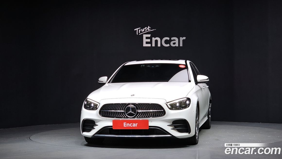 Mercedes-Benz E-Class E220d 4MATIC AMG Line, 2023