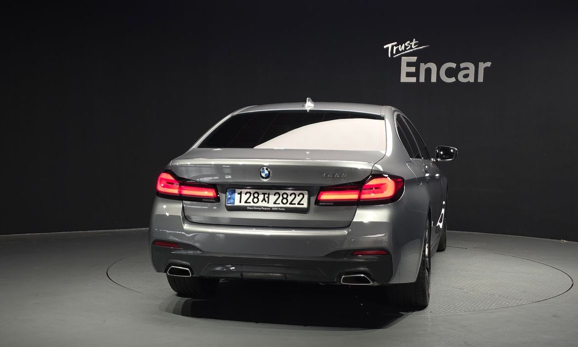 BMW 5-Series 530i M Sport Package, 2023