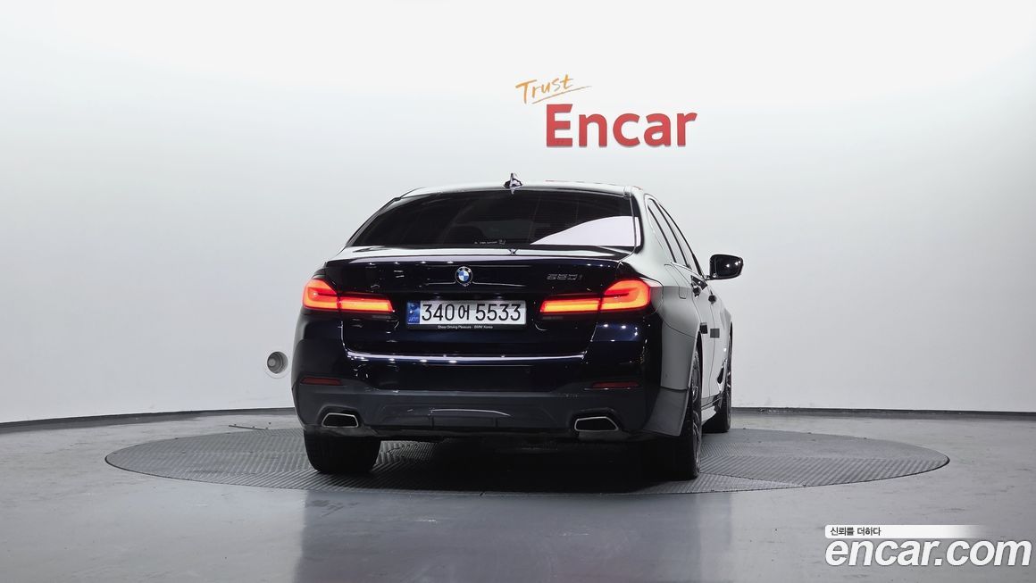 BMW 5-Series 520i M Sport, 2023