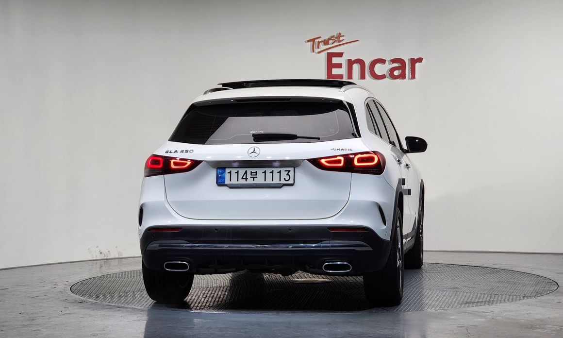Mercedes-Benz GLA-Class GLA250 4MATIC, 2023