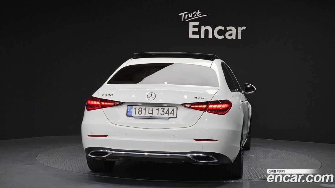 Mercedes-Benz C-Class C300 4MATIC Avantgarde, 2024