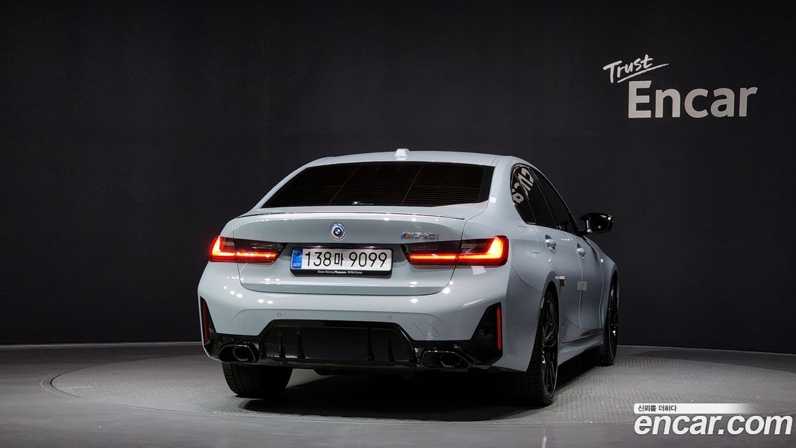 BMW 3-Series M340i Pro, 2025