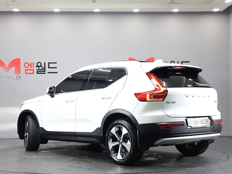 Volvo XC40 B4 Ultimate Bright, 2023