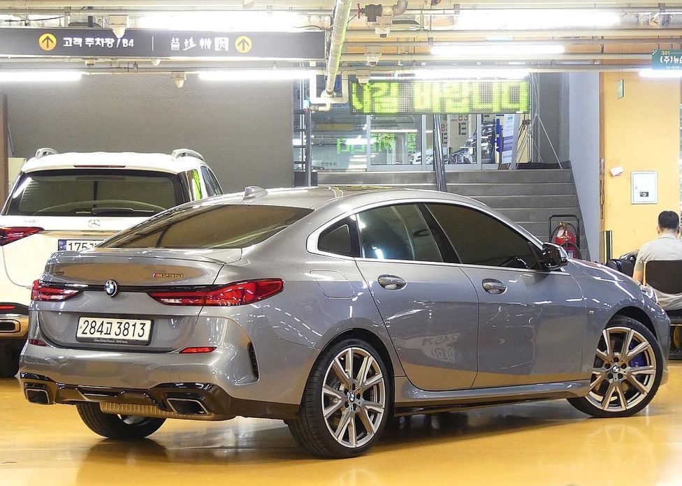 BMW 2-Series M235i xDrive, 2023