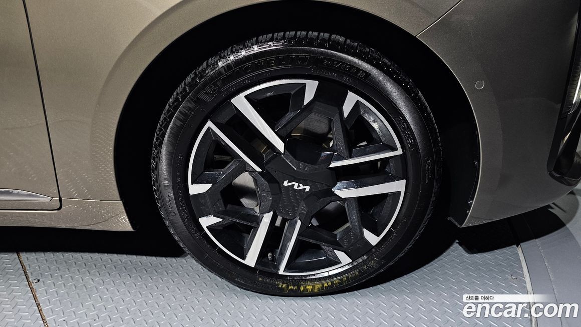 Kia K8 2.5 Gasoline 2WD, 2025