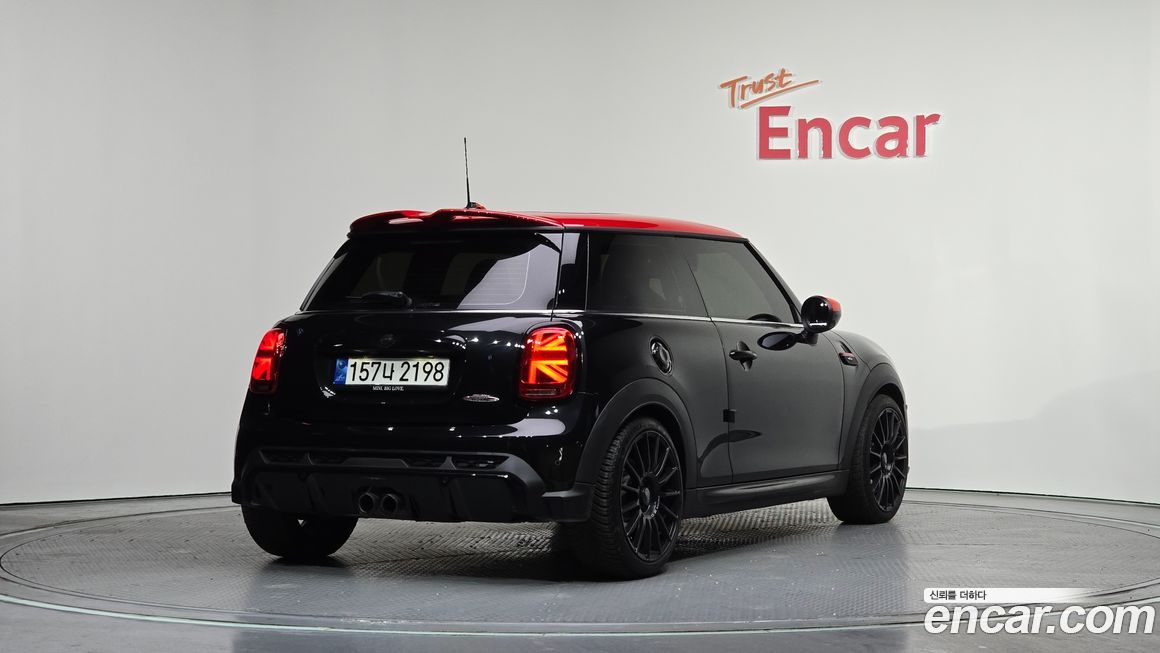 Mini Cooper JCW, 2023