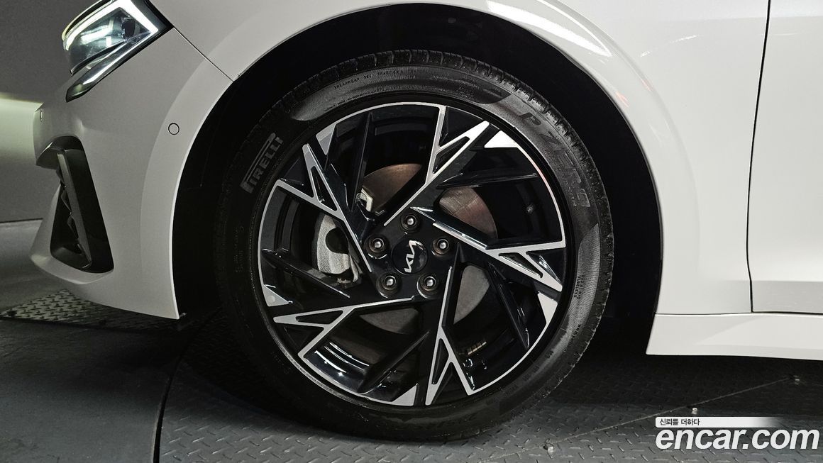 Kia K5 2.0, 2024