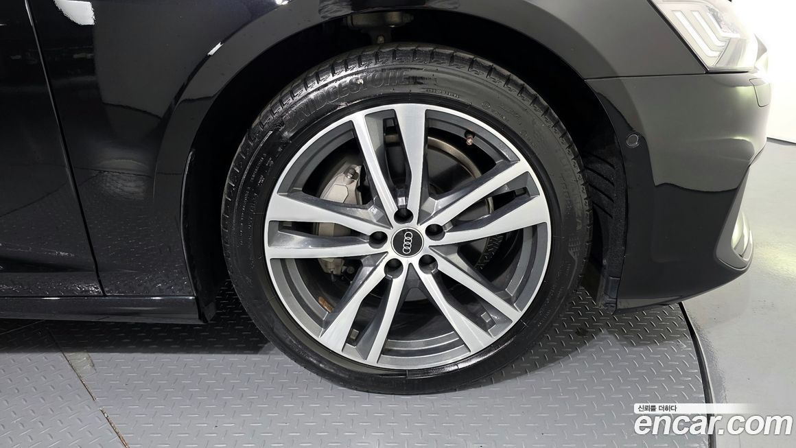 Audi A6 45 TFSI Quattro Premium, 2023