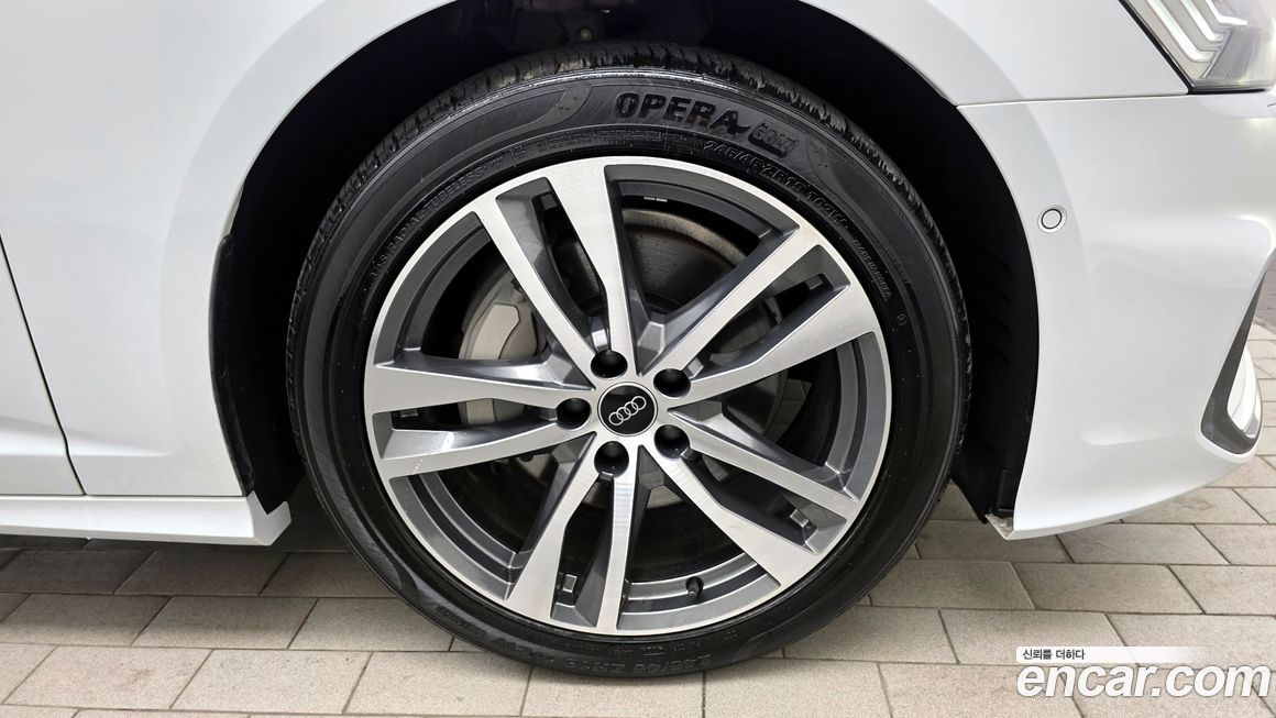 Audi A6 45 TFSI Premium, 2023