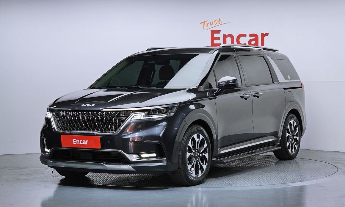 Kia Carnival 9-Seater Signature, 2023