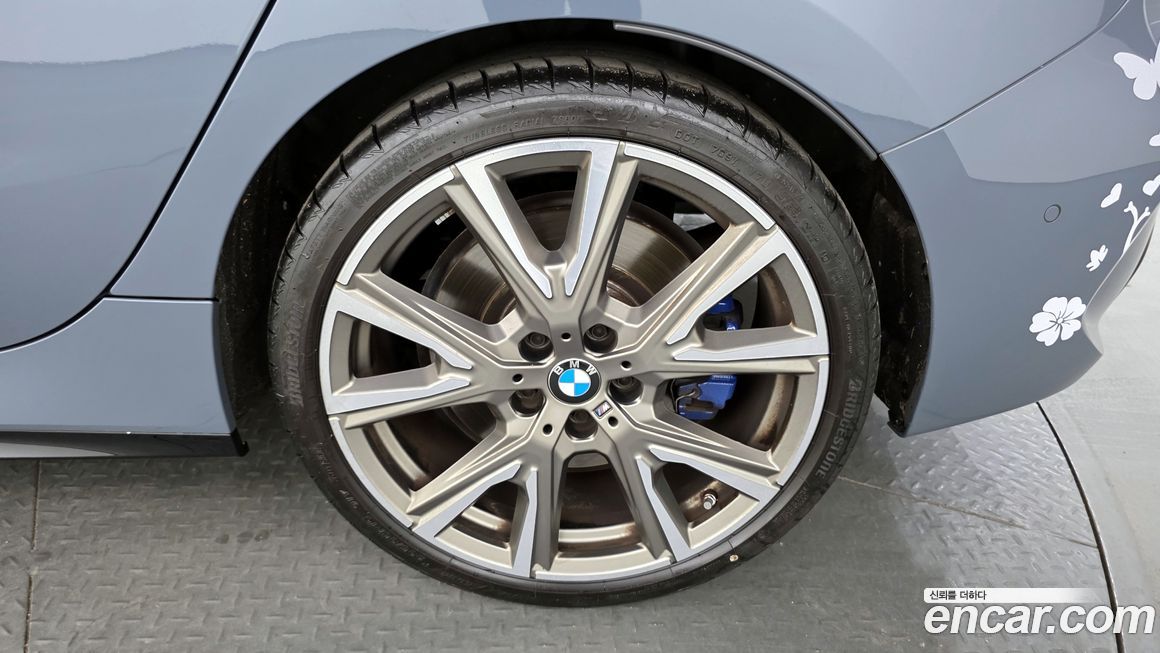 BMW 1-Series M135i xDrive, 2024