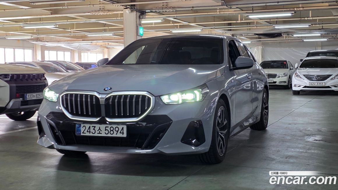 BMW 5-Series 523d M Sport, 2025