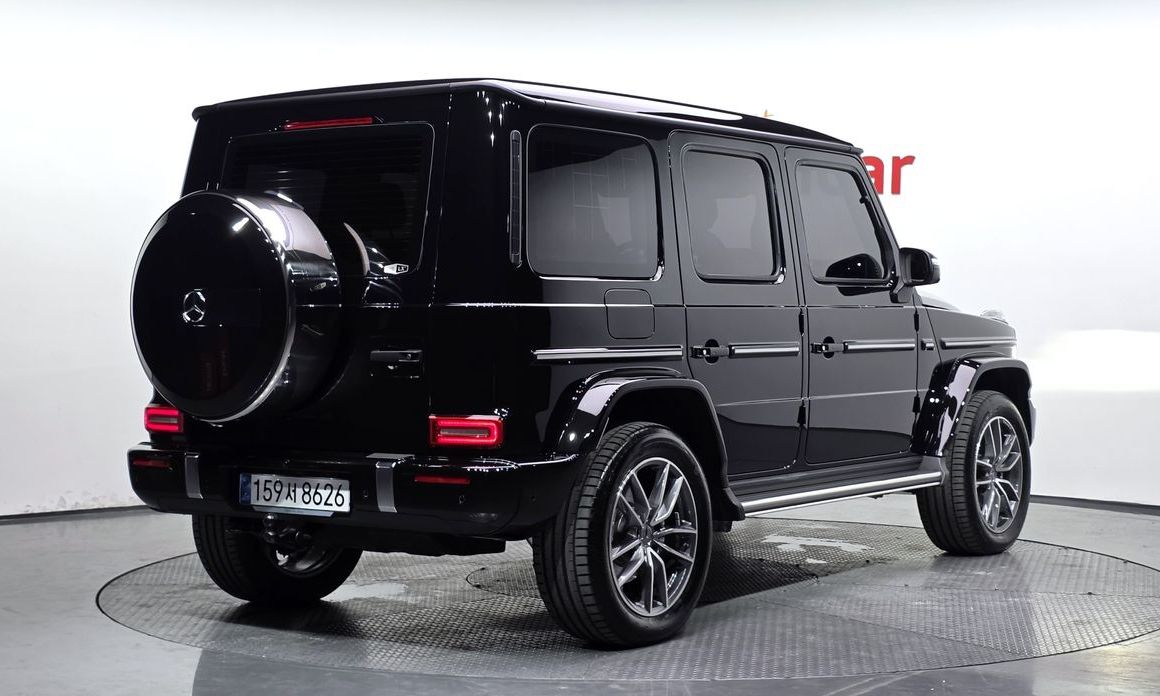 Mercedes-Benz G-Class G450d, 2025