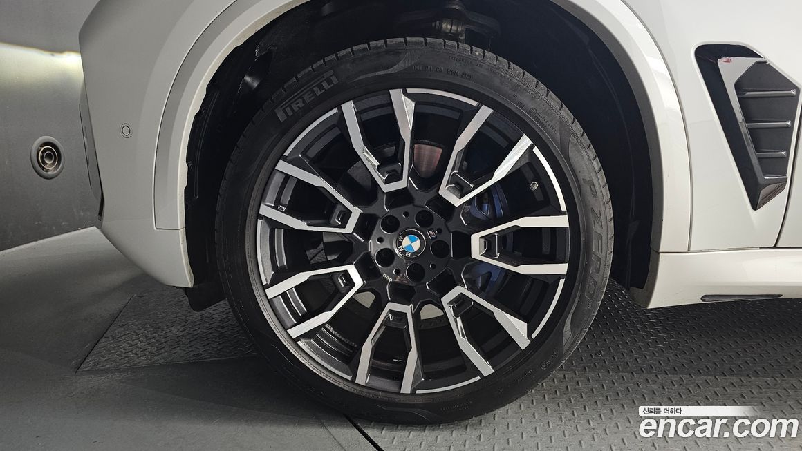 BMW X5 xDrive 40i M Sport, 2024