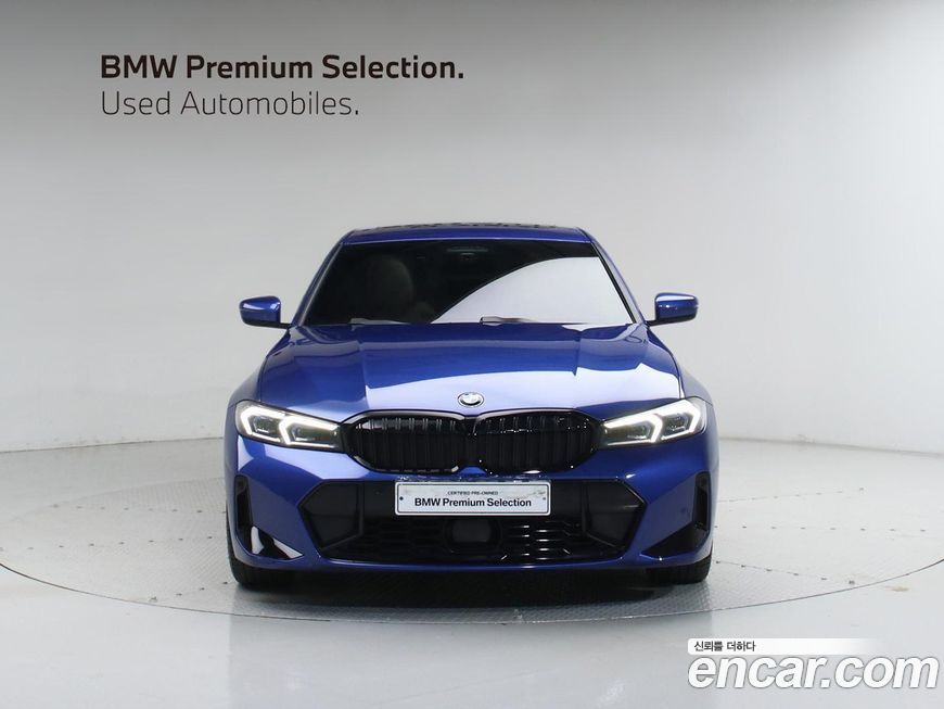 BMW 3-Series 320i M Sport, 2023