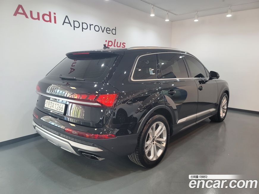 Audi Q7 55 TFSI Quattro, 2025