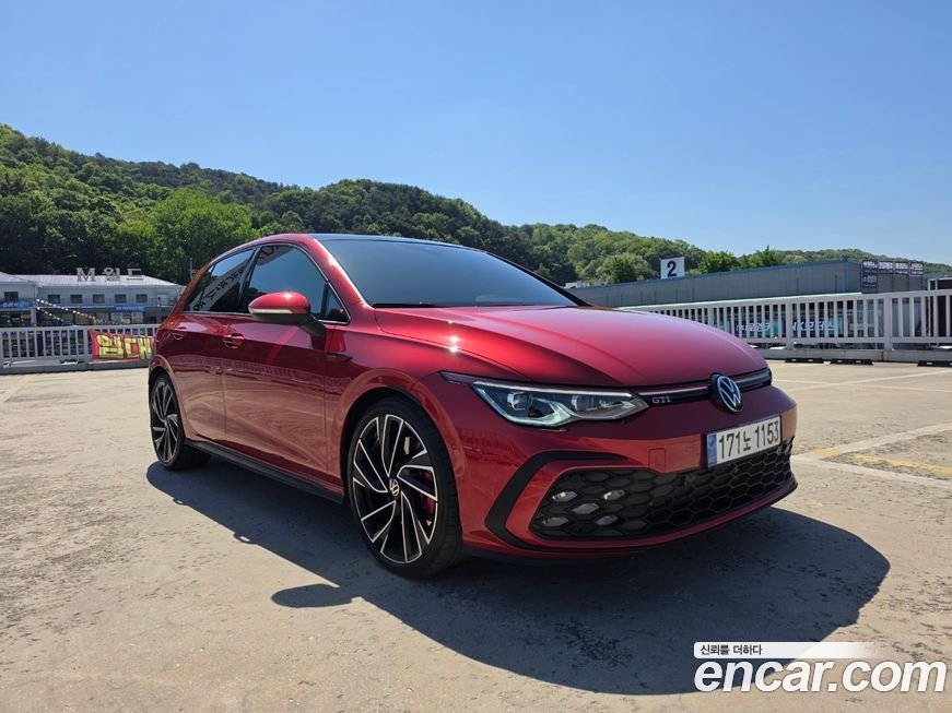 Volkswagen Golf 2.0 GTI, 2024