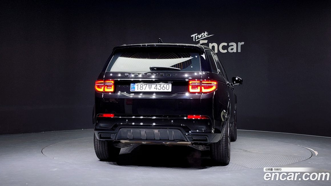 Land Rover Discovery Sport P250 Dynamic SE, 2024