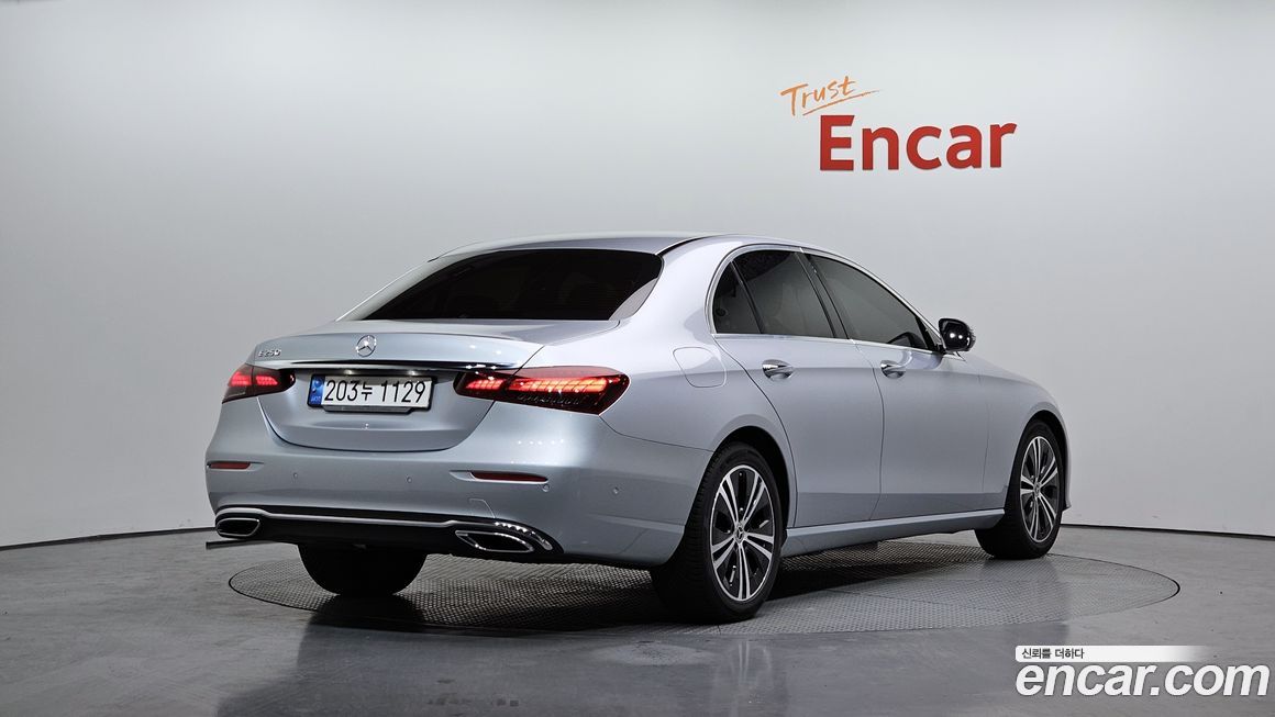 Mercedes-Benz E-Class E250 Avantgarde, 2022