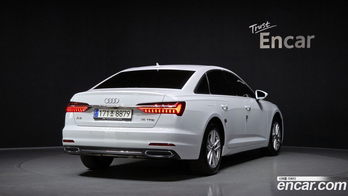 Audi A6 45 TFSI, 2023