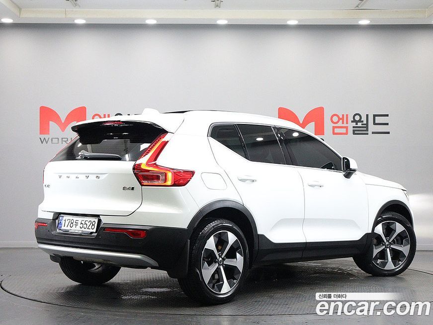 Volvo XC40 B4 Ultimate Bright, 2023