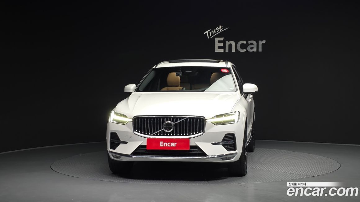 Volvo XC60 B6 Ultimate Bright, 2024