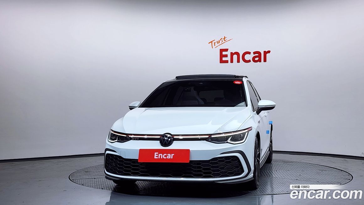 Volkswagen Golf 2.0 GTI, 2024