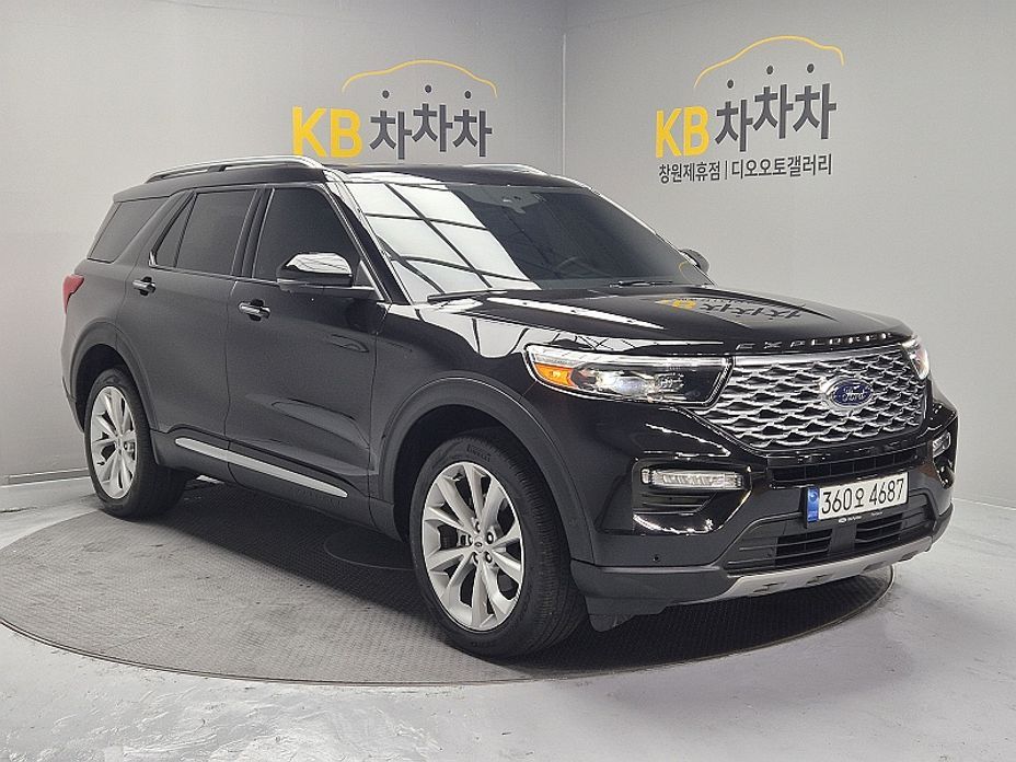 Ford Explorer 3.0 Platinum 4WD, 2022