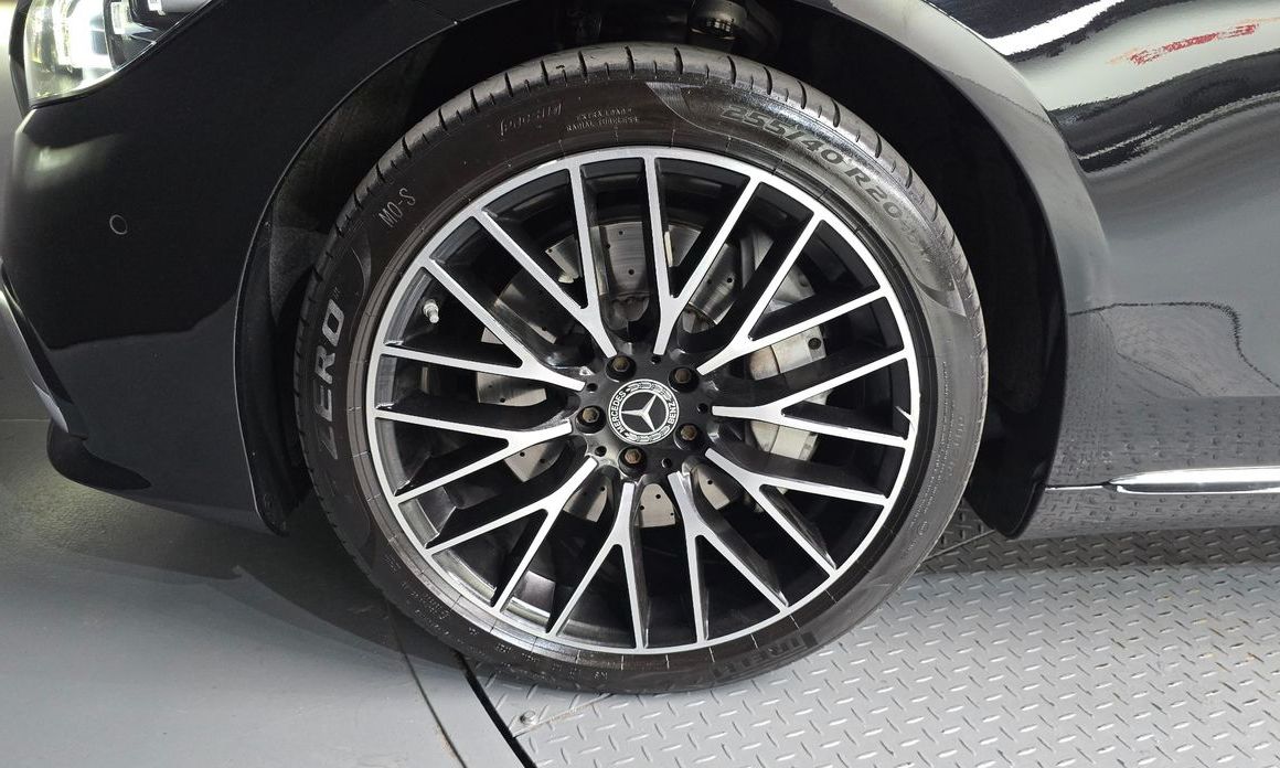 Mercedes-Benz S-Class S580L 4MATIC, 2024