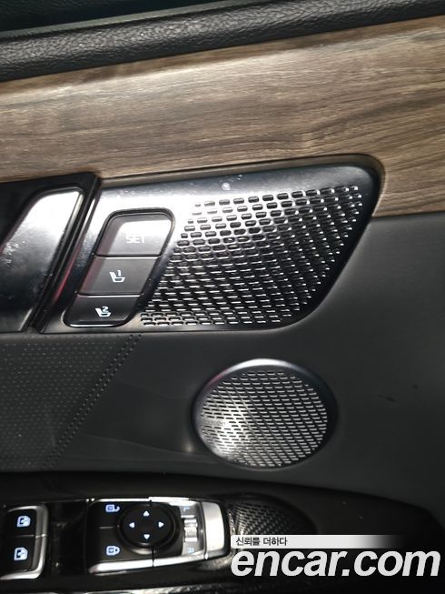 Kia Mohave Diesel 3.0 4WD 7-Seater, 2024