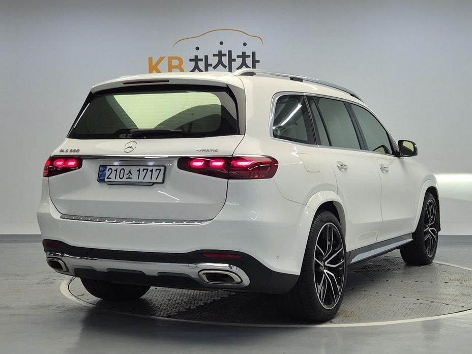 Mercedes-Benz GLS-Class GLS580 4MATIC AMG Line, 2024