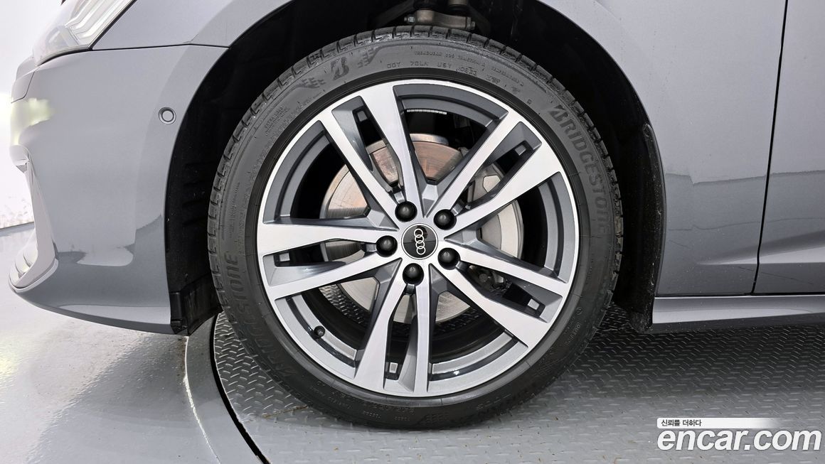 Audi A6 45 TFSI Quattro Premium, 2023