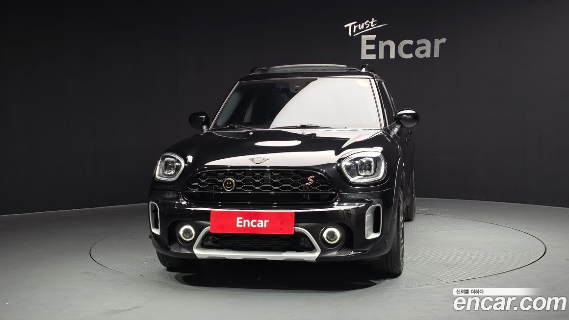 Mini Countryman ALL4 Classic Launch Pack, 2023