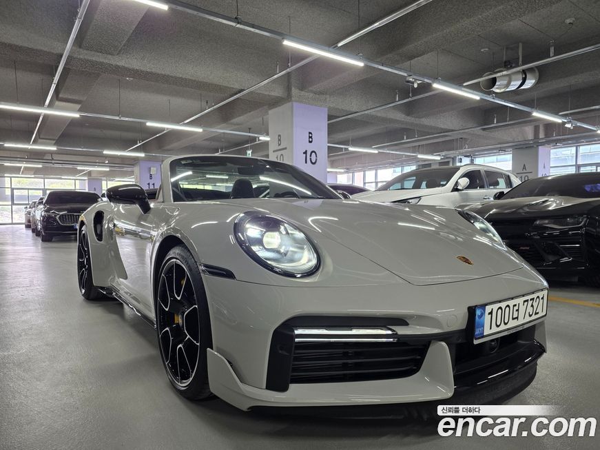 Porsche 911 Turbo S Cabriolet, 2023