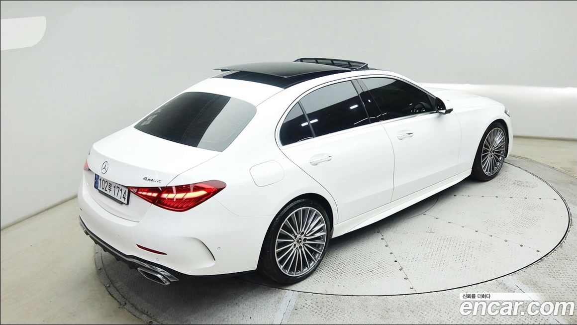 Mercedes-Benz C-Class C300 4MATIC AMG Line, 2023