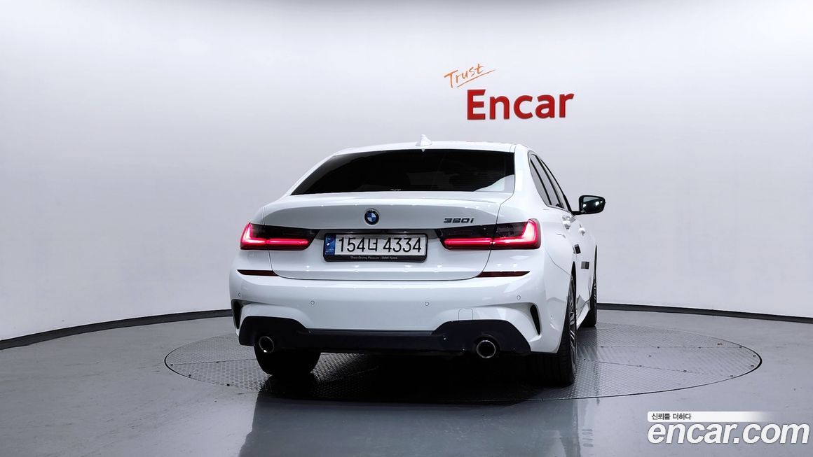 BMW 3-Series 320i M Sport, 2022