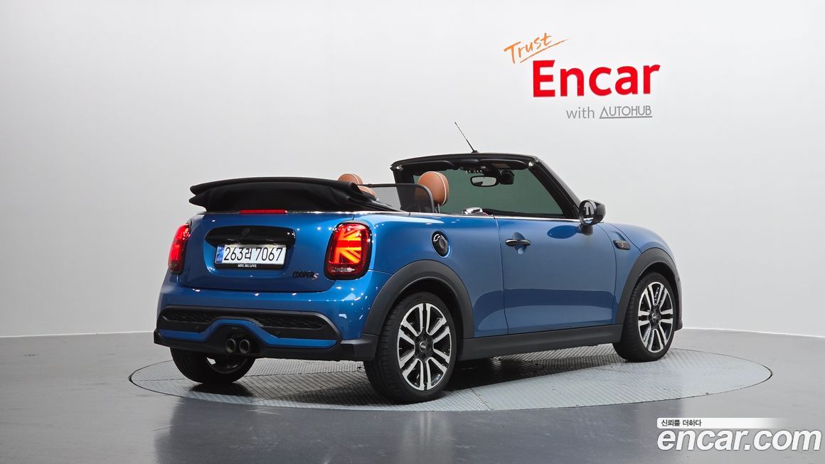 Mini Cooper Convertible Classic, 2024