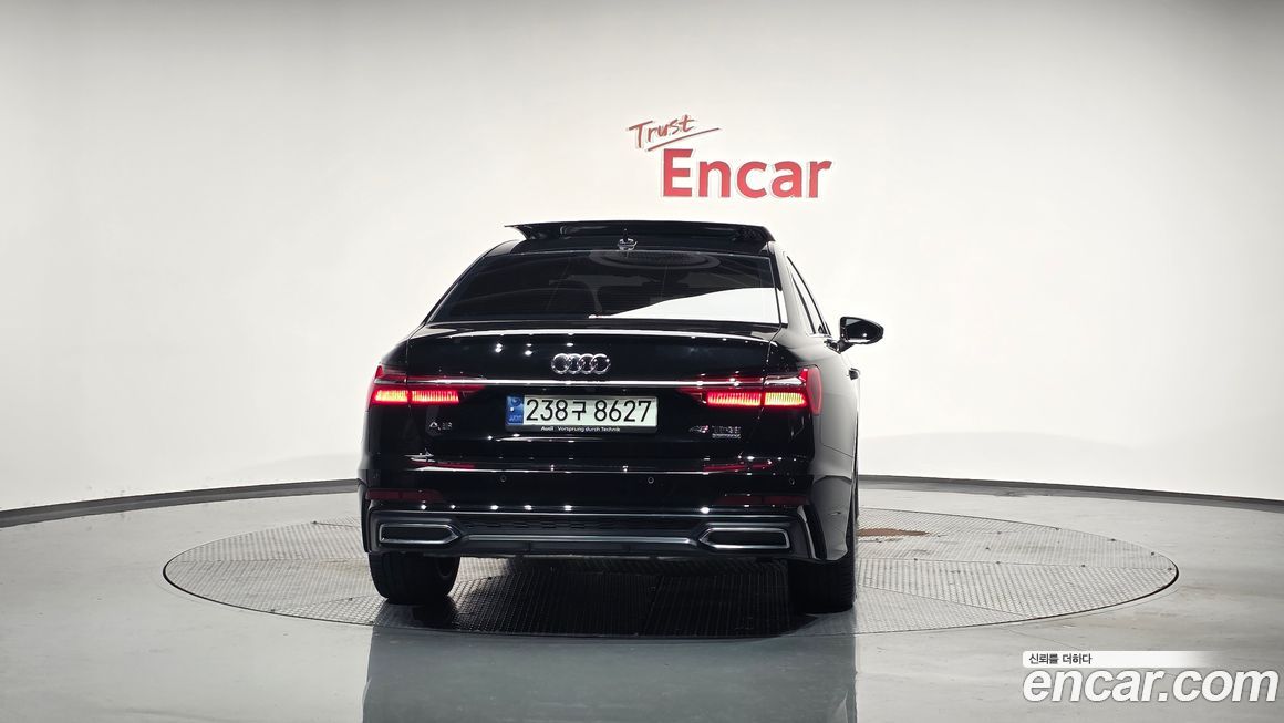 Audi A6 45 TFSI Quattro Premium, 2023