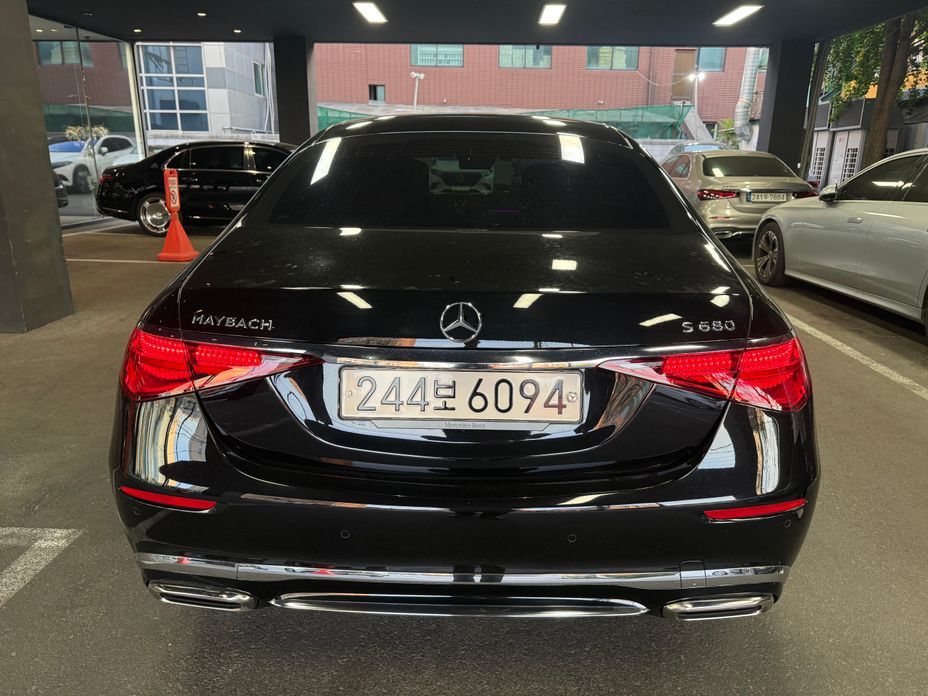 Mercedes-Benz S-Class Maybach S680 4MATIC, 2023