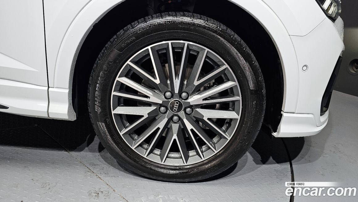 Audi Q3 40 TFSI Quattro Premium Sport Back, 2025