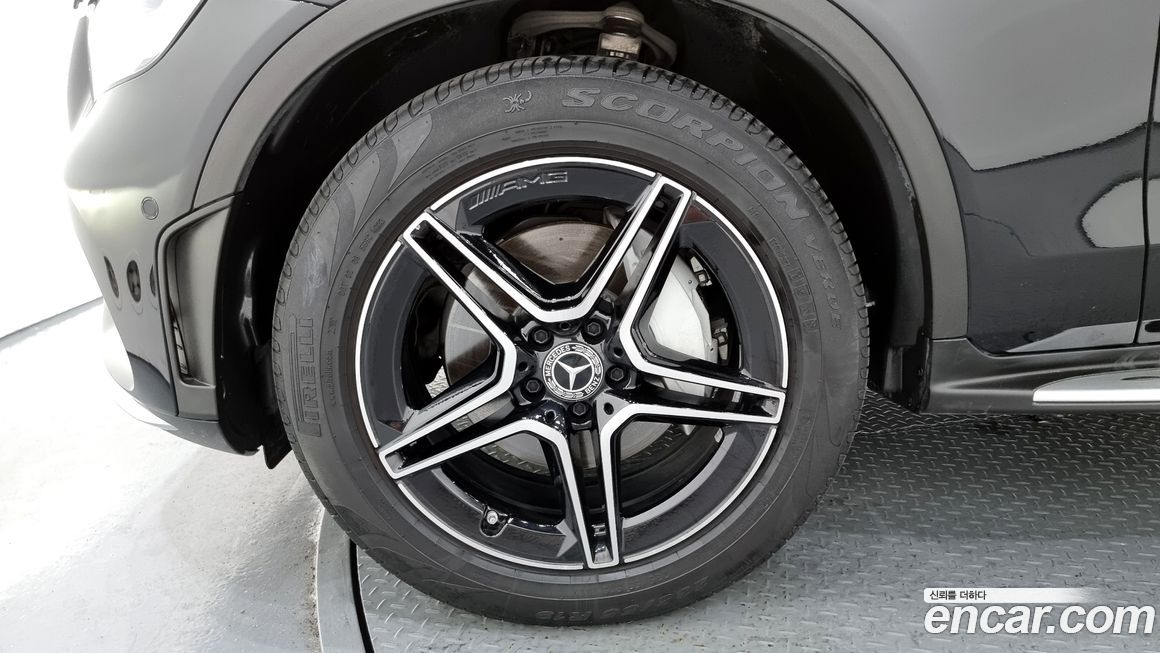 Mercedes-Benz GLC-Class GCL300 4MATIC Coupe, 2023