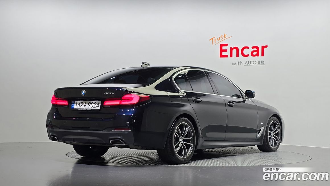 BMW 5-Series 520i M Sport, 2023