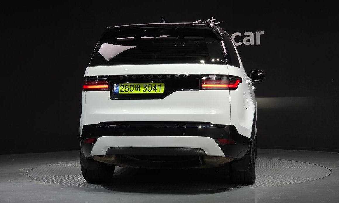 Land Rover Discovery D300 Dynamic HSE, 2024