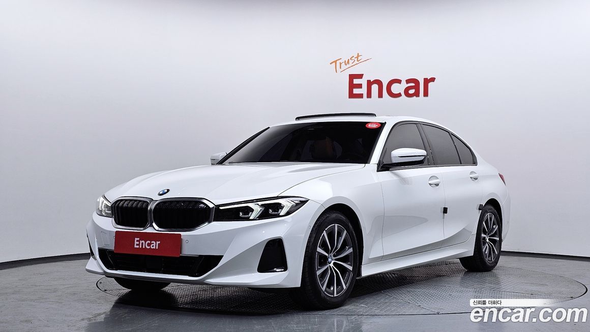 BMW 3-Series 320i, 2023
