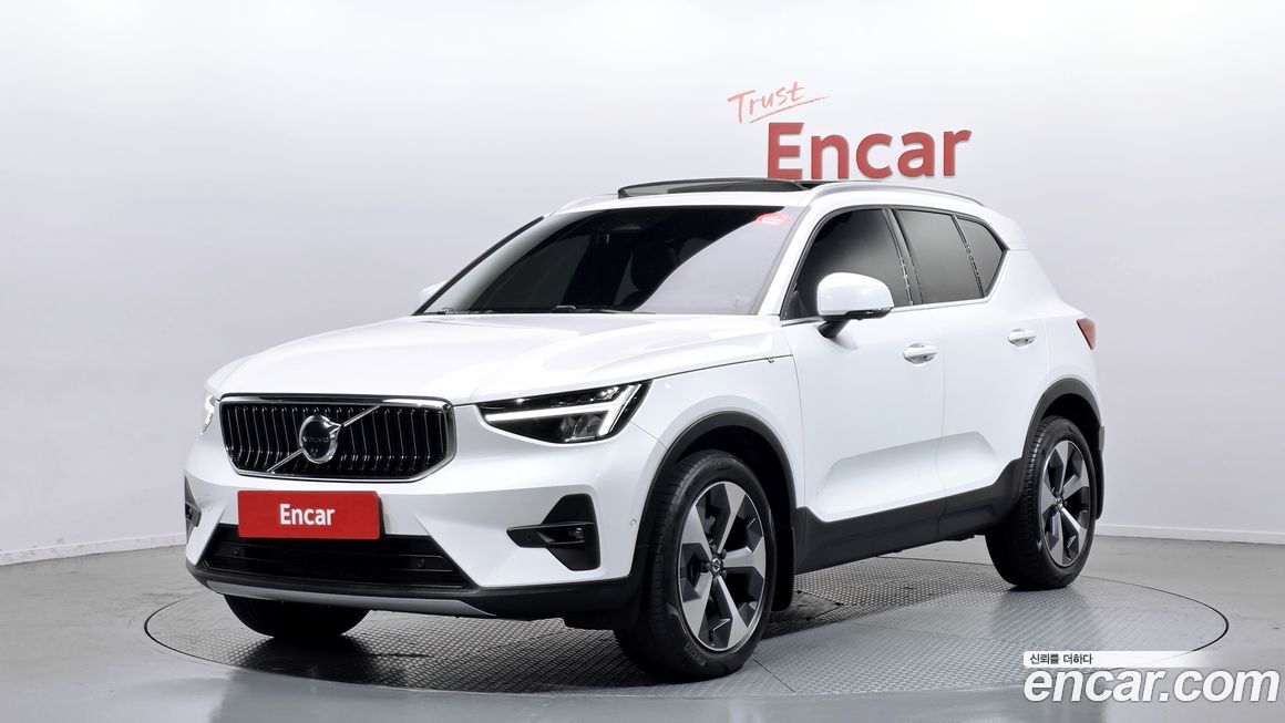 Volvo XC40 B4 Ultimate Bright, 2023