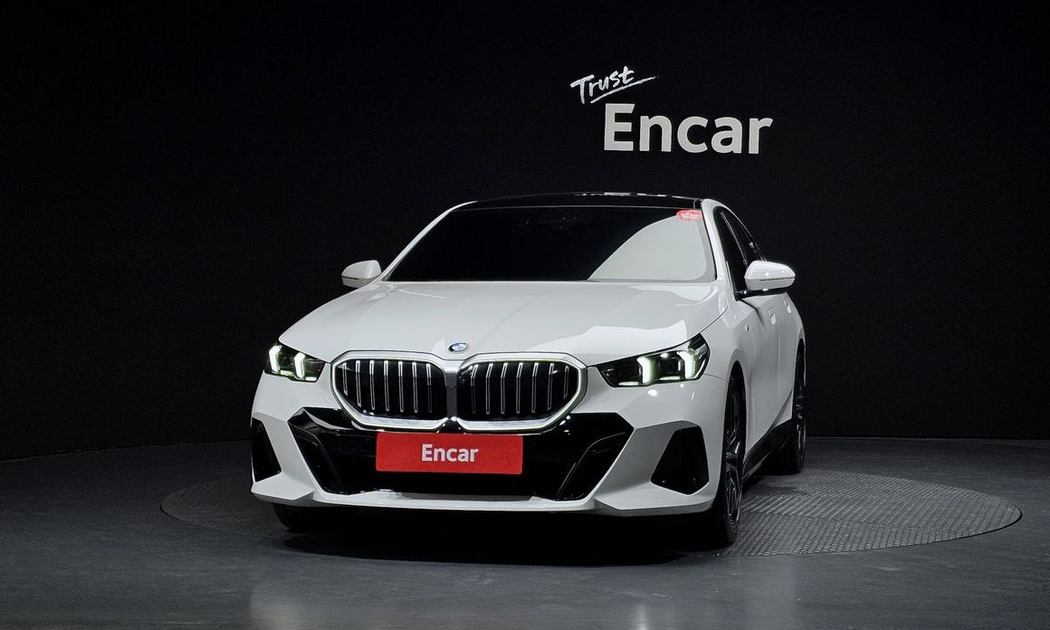 BMW 5-Series 520i M Sport, 2024