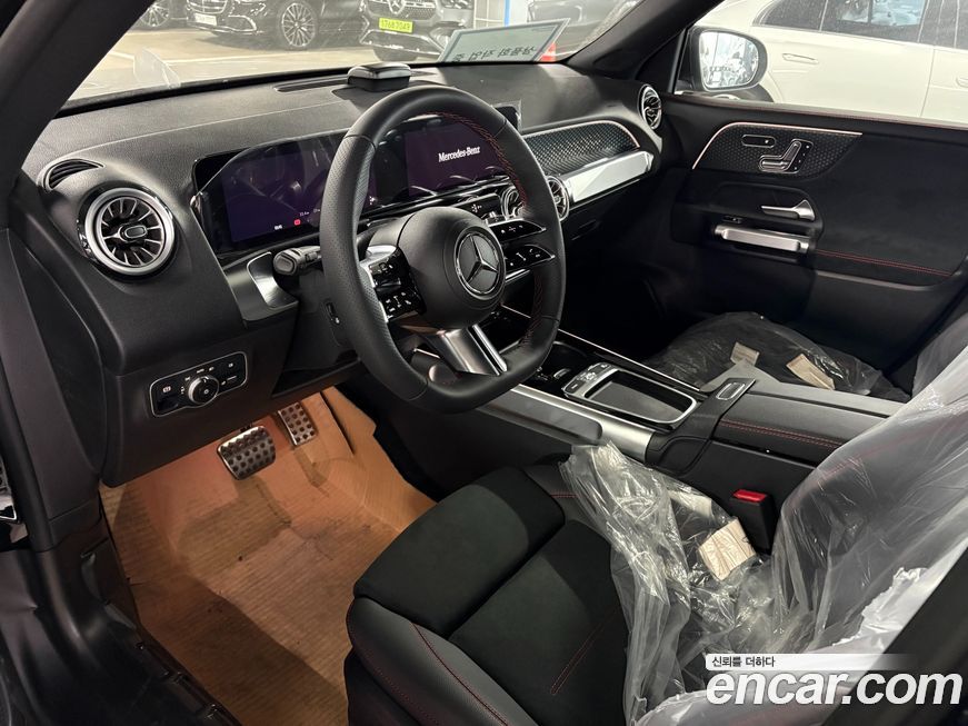 Mercedes-Benz GLB-Class GLB250 4MATIC, 2025