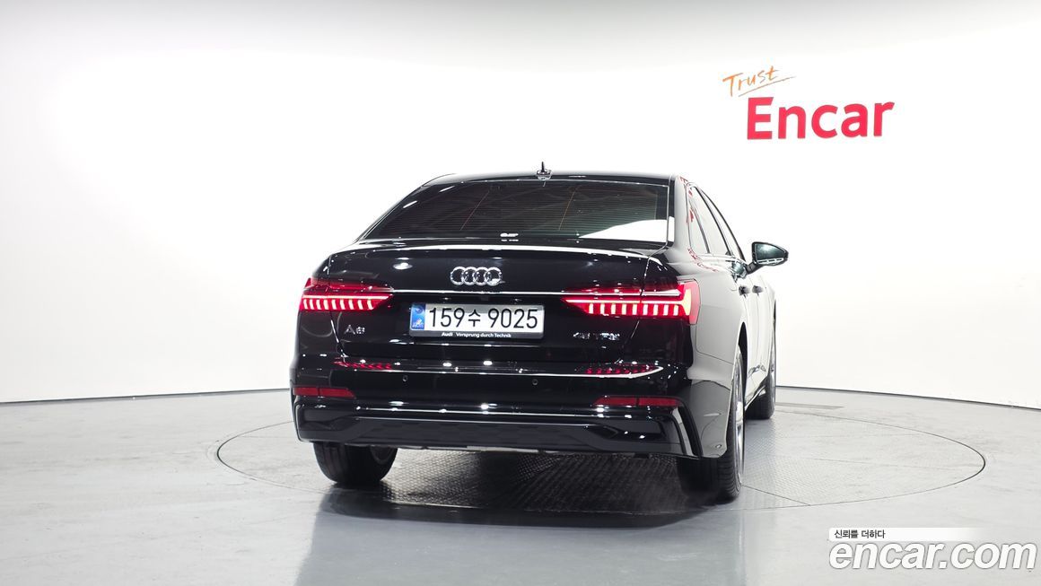 Audi A6 45 TFSI Premium, 2025