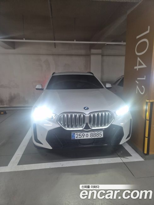 BMW X6 xDrive40i M Sport, 2025