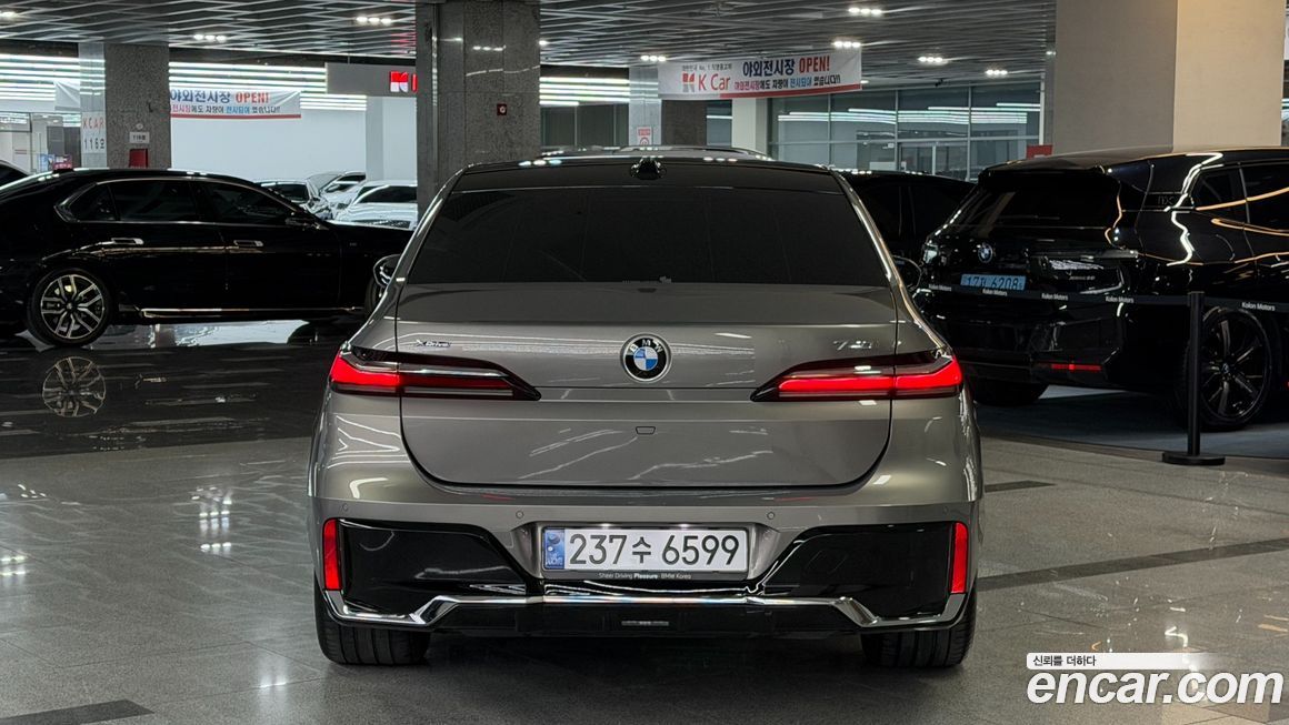 BMW 7-Series 740i xDrive M Sport, 2024